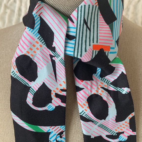 HERMES - Picture 4 of 8